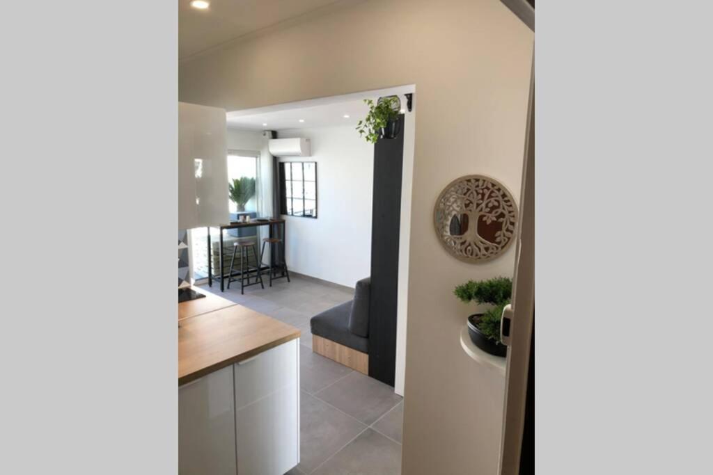 Appartement Vue Mer Et Port, Refait A Neuf Pour Vous ! Climatise La Grande-Motte Exterior photo